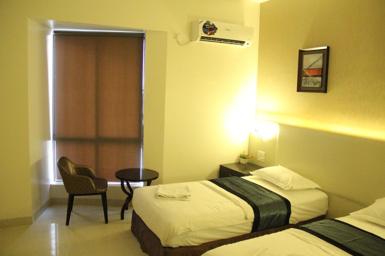 Hotel Patiala House Ahmednagar Exterior photo